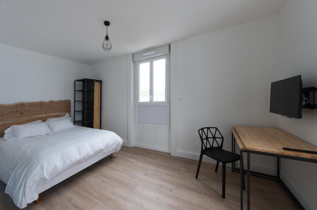 Ferienwohnung Le Jardin D Ambroise Saint-Priest-en-Jarez Exterior foto